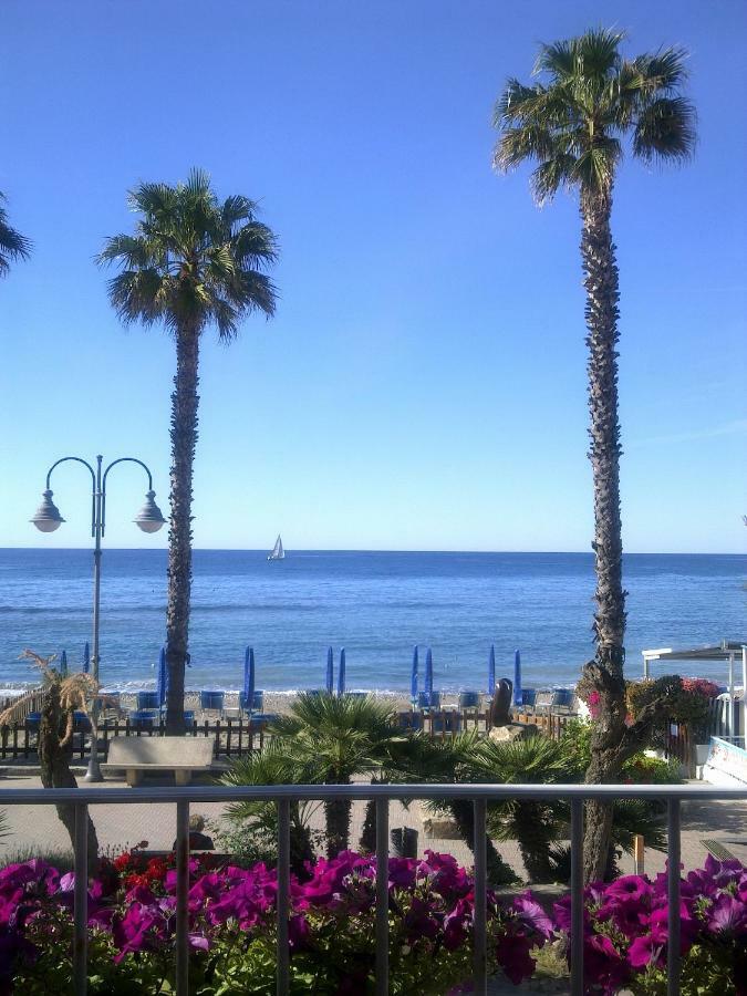 Loft Al Mare Villa San Lorenzo al Mare Buitenkant foto